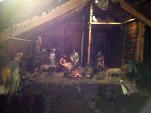 De kerststal in de kerk van Nes aan den Amstel