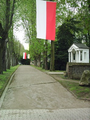 Opgang van de Calvarieberg in Kinzweiler