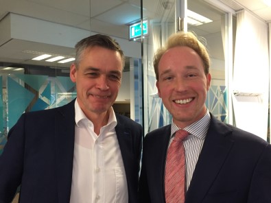 links drs. Diederik Wienen, rechts dhr. Diederik Brink (CNV-onderwijs)