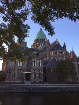 bisschopshuis en kathedraal van het bisdom Haarlem-Amsterdam