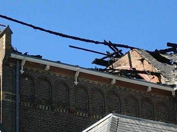 Een kijkje bij de zwaar beschadigde Corneliuskerk 