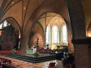 Viering van het H. Vormsel in Blaricum