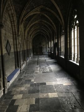 Kruisgang bij de basiliek