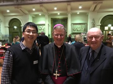 Met priesters Jac. Hetsen en Vincent Wang