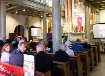 Kerkleraar Gregorius van Narek herdacht met boek en bezinnende viering