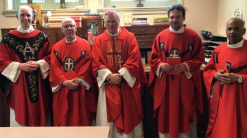 met de priesters