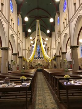 Sint Bavo kerk versier voor het feest