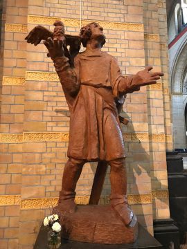 Beeld van de heilige Bavo in de Haarlemse kathedraal