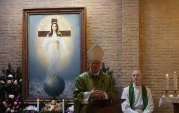 Deze foto en de fotoserie onder de preek zijn gemaakt door een zuster van de Familie van Maria