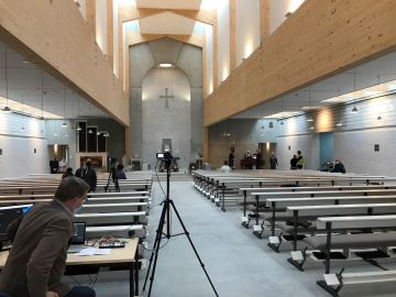 Nieuwe kerk in Almere ingezegend