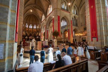 Vormsel in de kathedraal