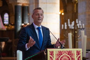 Burgemeester en Commissaris van de koning openen 'Geloof in geluk'