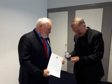 en van het bijbehorende document en van het bijbehorende document