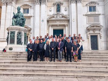 Met de gemeenschap van Haarlem voor de basiliek in Loreto