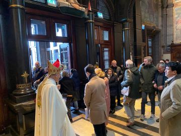 Wereldjongerendag en nieuwe katholiek in de Nicolaasbasiliek
