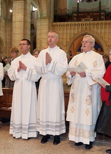 Sibrecht Fieggen bij zij n diakenwijding (m.)